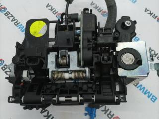 скелет ручки двери передней правой Porsche Taycan 1 поколение 2022, электро, m7r, седан, полный привод, 9J1837886