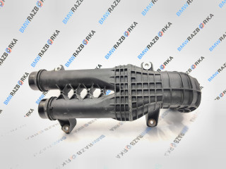 патрубок интеркулера BMW M4 G82/G83 G82 2023, 3.0 л., S58B30A, бензин, купе, полный привод, 13718054842, 8054842