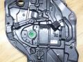 стеклоподъемник задний левый BMW 1 серия F40 2023, 1.5 л., B37 C15 A, дизель, skyscraper grau metallic (c4w), хетчбэк 5 дв., передний привод, 5A02FA7 - фото №2