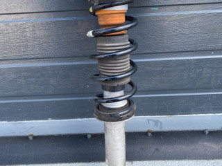 амортизатор задний левый BMW i8 I12 [рестайлинг] I12 2017, 1.5 л., B38 K15 A, бензин, купе, полный привод, 6884588