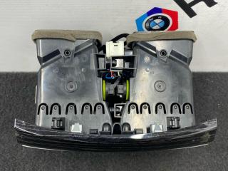 дефлектор обдува салона BMW 7 серия G11/G12 G11 2017, 4.0 л., дизель, x03 rubin-metallic black, седан, полный привод, 9301745