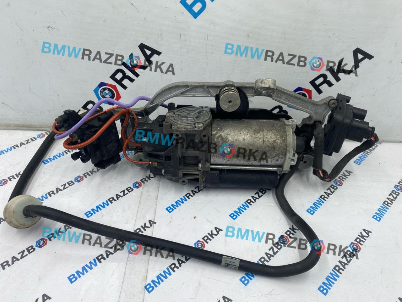 компрессор пневмоподвески Porsche Taycan 1 поколение 2022, электро, m7r, седан, полный привод, 9J1616006D, 971616013C - фото №1