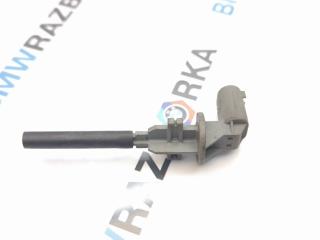 датчик уровня омывающей жидкости BMW 7 серия F01/F02 [рестайлинг] F01LCI 2012, 3.0 л., N57 D30 B, дизель, седан, 7524812