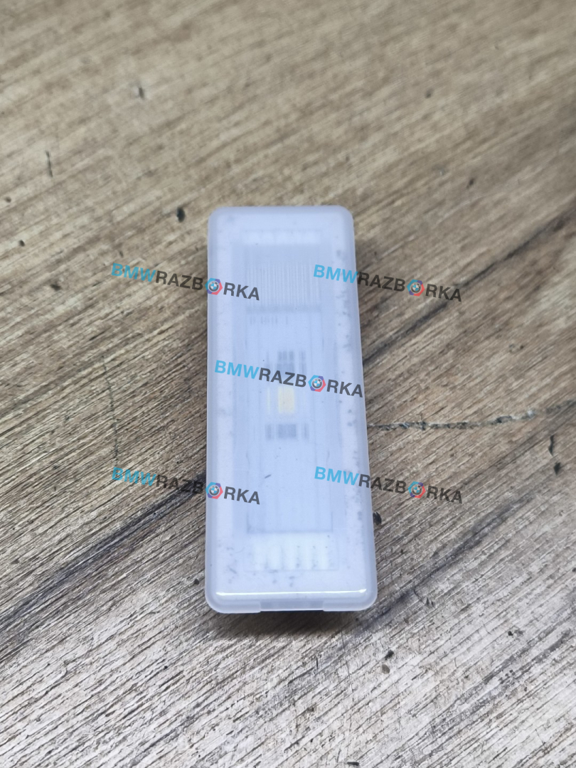 фонарь салона (плафон) BMW X6 G06 2020, 3.0 л., B57 D30 A, дизель, АКПП, внедорожник 5 дв., полный привод, 9313574, 63319313574 - фото №1