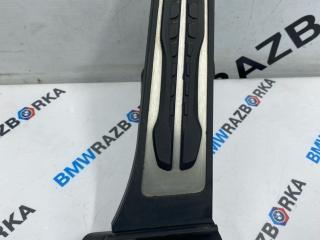педаль BMW M5 F90 2019, 4.4 л., S63 B44 B, бензин, АКПП, седан, полный привод, 6871053