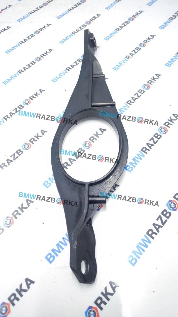 распорка стоек BMW M5 F90 2019, 4.4 л., S63 B44 B, бензин, АКПП, седан, полный привод, 51618065852, 8065852 - фото №1