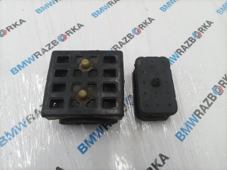 отбойник рессоры передний Mercedes-Benz Sprinter W907/W910 W907 2023, 2.0 л., OM 654.920, дизель, АКПП, фургон, задний привод, A9073220100, 9073220100, A9073220300, 9073220300