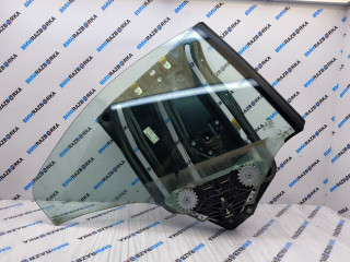 стекло кузовное боковое правое BMW 4 серия F32/F33 F33 2016, 3.0 л., B58B30, бензин, АКПП, 475, кабриолет, задний привод