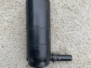 насос (моторчик) омывателя фар BMW 5 серия G30/G31 G30 2017, 3.0 л., B57 D30 A, дизель, АКПП, a300, седан, полный привод, 7217792