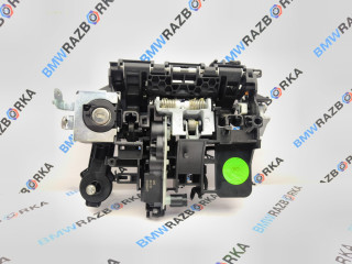 скелет ручки двери передней правой Porsche Taycan 1 поколение 2022, электро, универсал, полный привод, правый руль, 9J1837886A