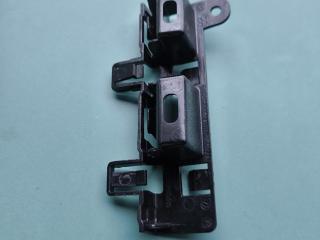 Кронштейн крепления порога BMW X5 G05 [рестайлинг] G05 2024, 3.0 л., B57 D30 B, дизель, 416, полный привод, 7469386