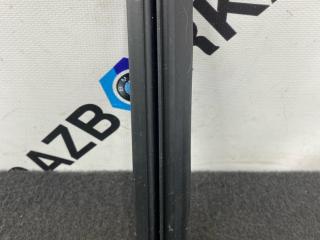 Уплотнитель стекла BMW X7 G07 [рестайлинг] G07 2024, 4.0 л., дизель, АКПП, 416, внедорожник 5 дв., полный привод, 7482168