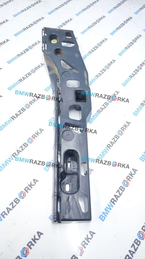 Кронштейн крепления порога BMW M5 F90 2019, 4.4 л., S63 B44 B, бензин, АКПП, седан, полный привод, 51777387347, 7387347 - фото №1