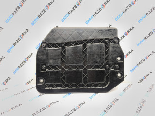 усилитель музыкальный Porsche Taycan 1 поколение 2022, электро, универсал, полный привод, правый руль, 9JA861411