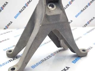 кронштейн двигателя BMW M8 F91/92 F93 2020, 4.4 л., S63 B44 B, бензин, АКПП, седан, 7853647