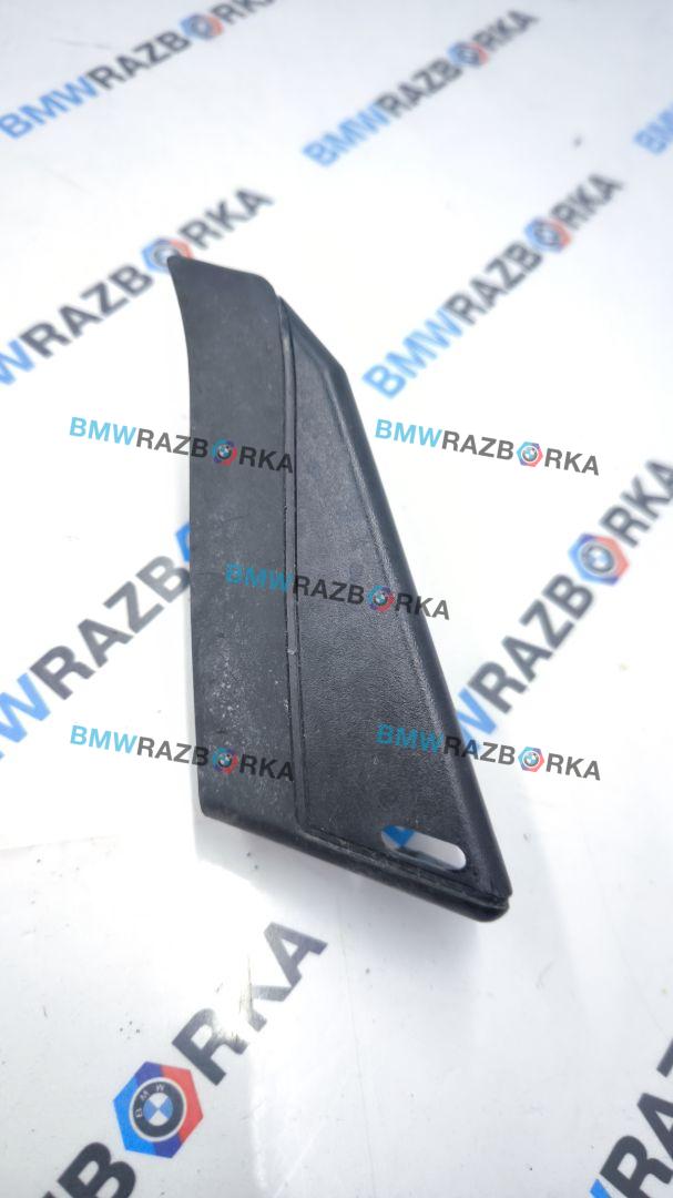 водосток крышки багажника BMW 8 Gran Coupe G16 2022, 3.0 л., бензин, седан, задний привод, правый руль, 7451770, 63217451770 - фото №1