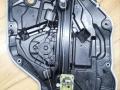 стеклоподъемник задний правый BMW 1 серия F40 2023, 1.5 л., B37 C15 A, дизель, skyscraper grau metallic (c4w), хетчбэк 5 дв., передний привод, 5A02FA8 - фото №2