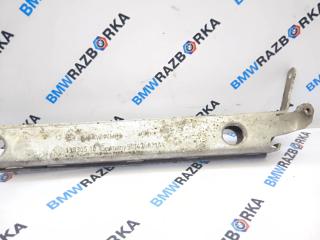 кронштейн радиатора BMW X2 F39 2019, 2.0 л., B48A20E, бензин, 475, полный привод, 51747462144, 7462144