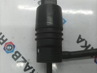 насос (моторчик) омывателя стекла BMW 5 серия F07/F10/F11 [рестайлинг] F11 2013, 2.0 л., дизель, универсал, 8362154