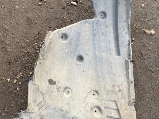 защита арок передняя левая (подкрылок) BMW M5 F90 2019, 4.4 л., S63 B44 B, бензин, АКПП, седан, полный привод, 8060081