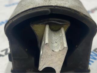 подушка крепления КПП Mercedes-Benz V-Класс W447 [рестайлинг] W447 2024, 2.0 л., OM 654.920, дизель, АКПП, черный обсидиан металлик mb 9197, микроавтобус, задний привод, A2052405300