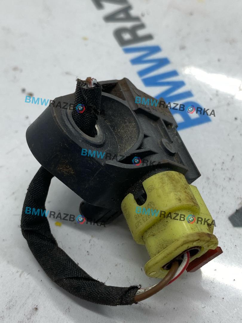 датчик удара Porsche Taycan 1 поколение 2022, электро, седан, полный привод, 4N0959651D - фото №1