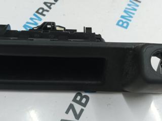 кнопка открытия багажника BMW X5 G05 [рестайлинг] G05 2024, 3.0 л., B57 D30 B, дизель, АКПП, a96, внедорожник 5 дв., полный привод, 8494247