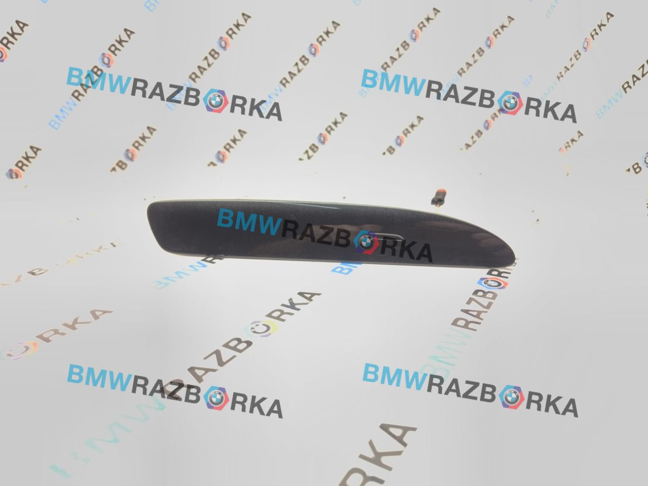 ручка наружная задняя правая Porsche Taycan 1 поколение 2022, электро, универсал, полный привод, правый руль, 9J1839206D - фото №1