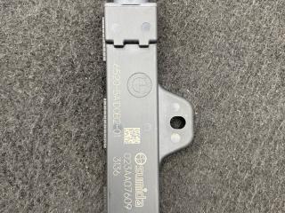 Антенна системы комфортного доступа BMW i5 G60 2024, электро, АКПП, c4p brooklyn grau metallic, седан, задний привод, 5A1D0B2, 62505A1D0B2