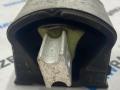 подушка крепления КПП Mercedes-Benz V-Класс W447 [рестайлинг] W447 2024, 2.0 л., OM 654.920, дизель, АКПП, черный обсидиан металлик mb 9197, микроавтобус, задний привод, A2052405300 - фото №3