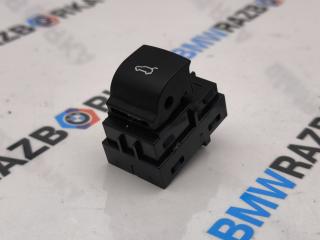 кнопка открытия багажника BMW X6 F16 2015, 3.0 л., N57 D30 C, дизель, АКПП, a96, внедорожник 5 дв., полный привод, 9318704
