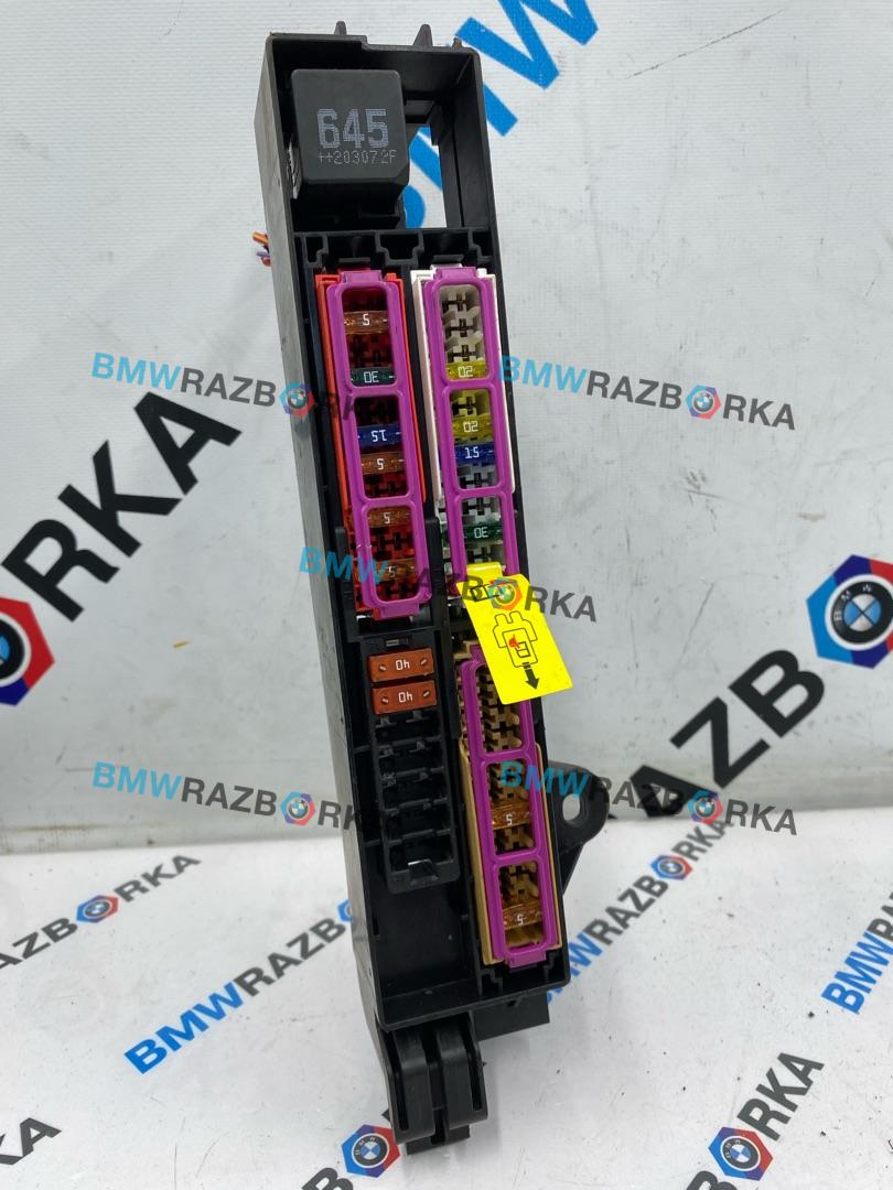 блок предохранителей Porsche Taycan 1 поколение 2022, электро, седан, полный привод, 9J1937593 - фото №1