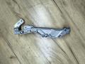 кронштейн (крепление) Mercedes-Benz Sprinter W907/W910 W910 2022, 2.0 л., OM 654.920, дизель, 6МКПП, микроавтобус, передний привод, A6541426400, 6541426400 - фото №2