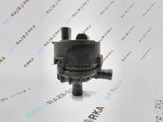 насос антифриза дополнительный Porsche Taycan 1 поколение 2022, электро, универсал, полный привод, правый руль, 9J1965567B