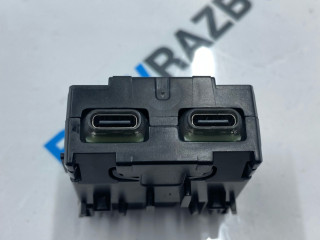 разъем AUX / USB Mercedes-Benz S-Класс W223 2024, 3.0 л., M256 E30, бензин, АКПП, седан, A2238204503