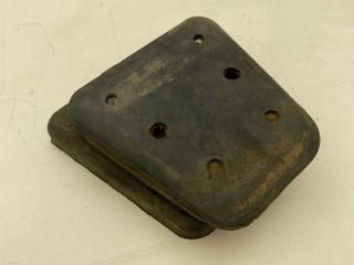 отбойник рессоры передний Mercedes-Benz Sprinter W907/W910 W907 2020, 2.2 л., OM651 DE22LA, дизель, 6МКПП, 9147, микроавтобус, задний привод, правый руль, A9063220019, 9063220019