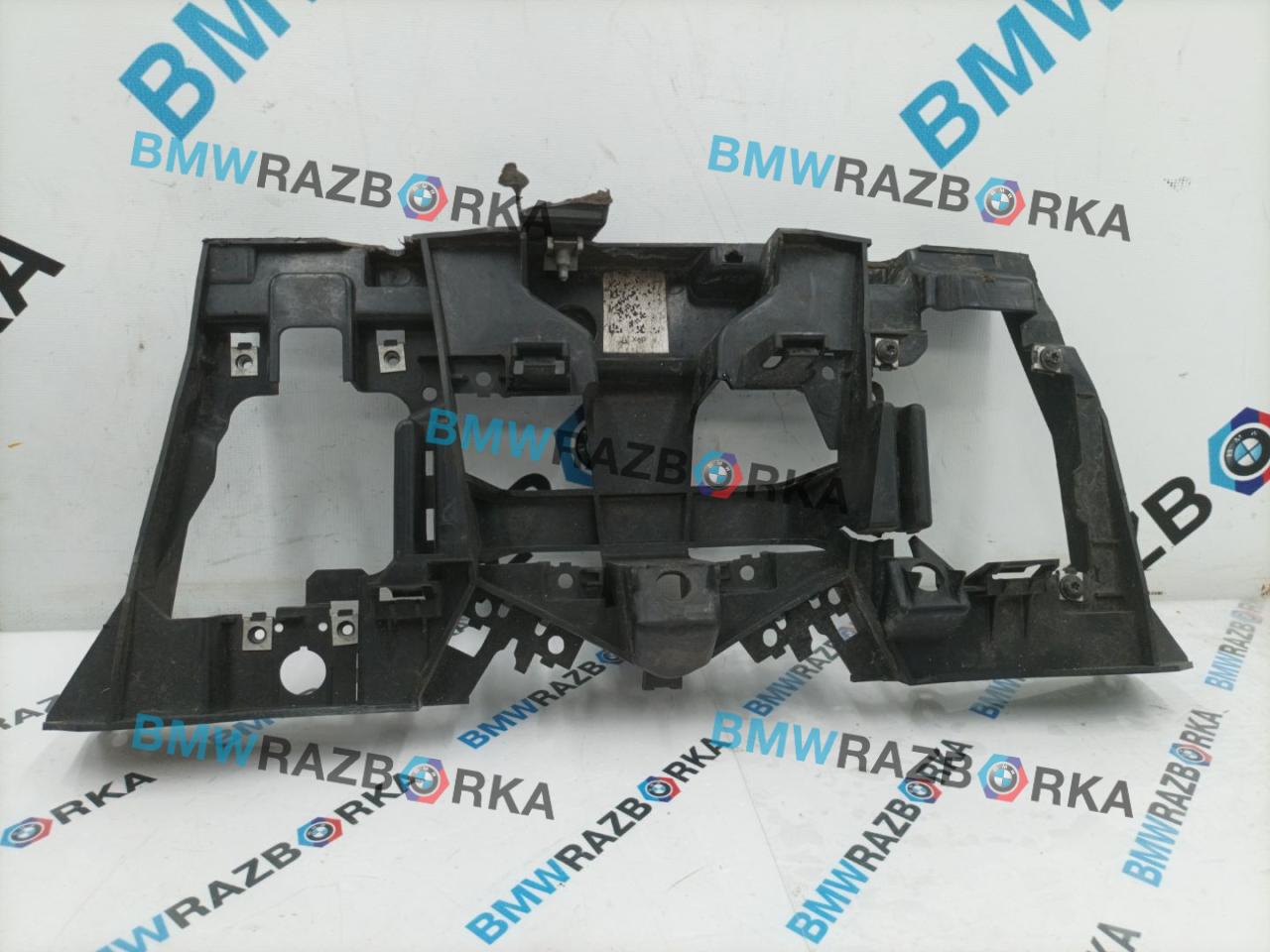 крепление бампера Porsche Taycan 1 поколение 2022, электро, m7r, седан, полный привод, 9J1907390 - фото №1