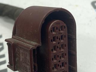 разъем (фишка) проводки Porsche Taycan 1 поколение 2022, электро, седан, полный привод, 4H0973717A