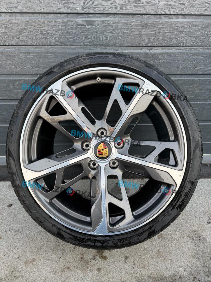 диск литой Porsche Taycan 1 поколение 2022, электро, универсал, полный привод, правый руль - фото №1