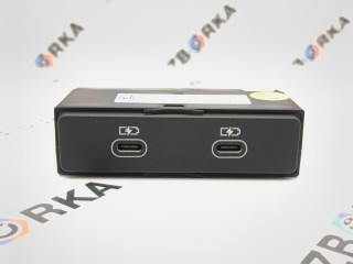 разъем AUX / USB Porsche Taycan 1 поколение 2022, электро, универсал, полный привод, правый руль, 4N1035954