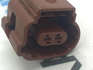 разъем (фишка) проводки Porsche Taycan 1 поколение 2022, электро, седан, полный привод, 8K0973702E