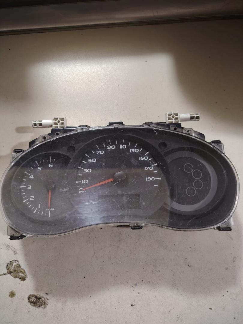 щиток приборов (приборная панель) Renault Kangoo 2 поколение (2007 - 2013), P8200796013, 8200796013 - фото №1