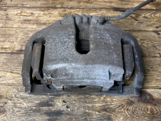 суппорт передний правый BMW 7 серия F01/F02 F01 2009, 3.0 л., N57 D30 A, дизель, АКПП, седан