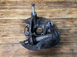 кулак задний левый BMW 7 серия E65/E66/E67 E65 2002, 4.4 л., N62 B44, бензин, АКПП, седан