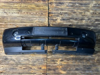 бампер передний Land Rover Range Rover 3 поколение L322 2004, 4.4 л., M62 B44, бензин, АКПП, внедорожник 5 дв.