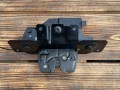 замок багажника Land Rover Range Rover 3 поколение L322 2004, 4.4 л., M62 B44, бензин, АКПП, внедорожник 5 дв., 7065113 - фото №3