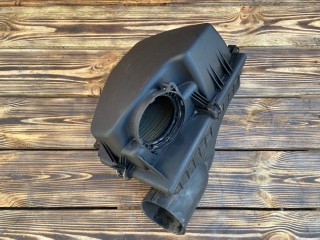 корпус воздушного фильтра BMW 5 серия E60/E61 [рестайлинг] E60 2009, 2.0 л., N47 D20 A, дизель, МКПП, седан, 13717792416, 7792416