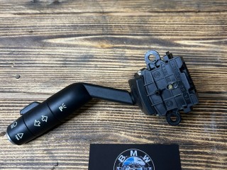 переключатель поворотов Land Rover Range Rover 3 поколение L322 2004, 4.4 л., M62 B44, бензин, АКПП, внедорожник 5 дв., 6901775