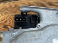моторчик заднего стеклоочистителя (дворника) Land Rover Range Rover 3 поколение L322 2004, 4.4 л., M62 B44, бензин, АКПП, внедорожник 5 дв., 8257078 - фото №4