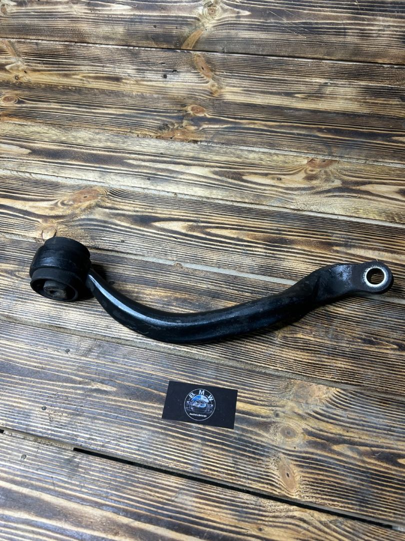 рычаг передний левый Land Rover Range Rover 3 поколение L322 2004, 4.4 л., M62 B44, бензин, АКПП, внедорожник 5 дв. - фото №1